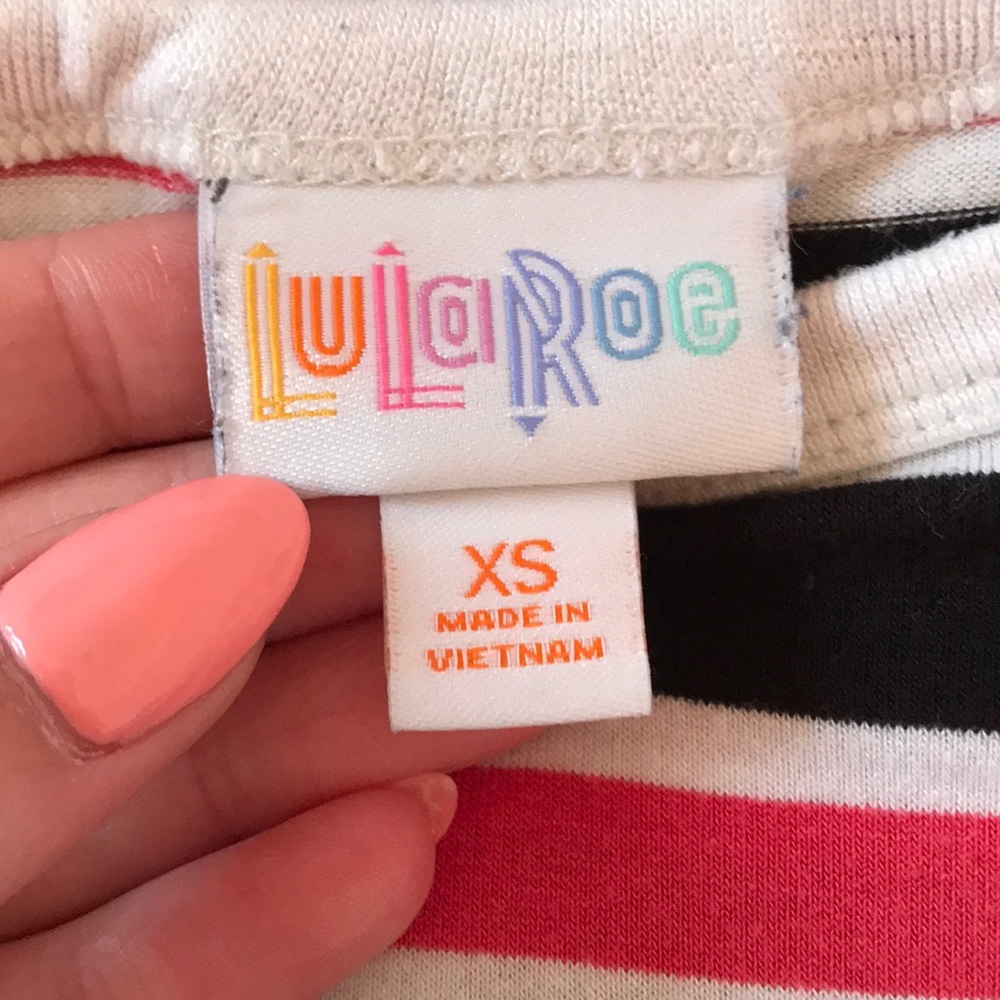 Lularoe Randy Tee - Picture 2 of 2